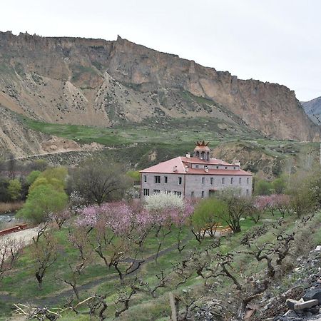 Areni Lodge Buitenkant foto