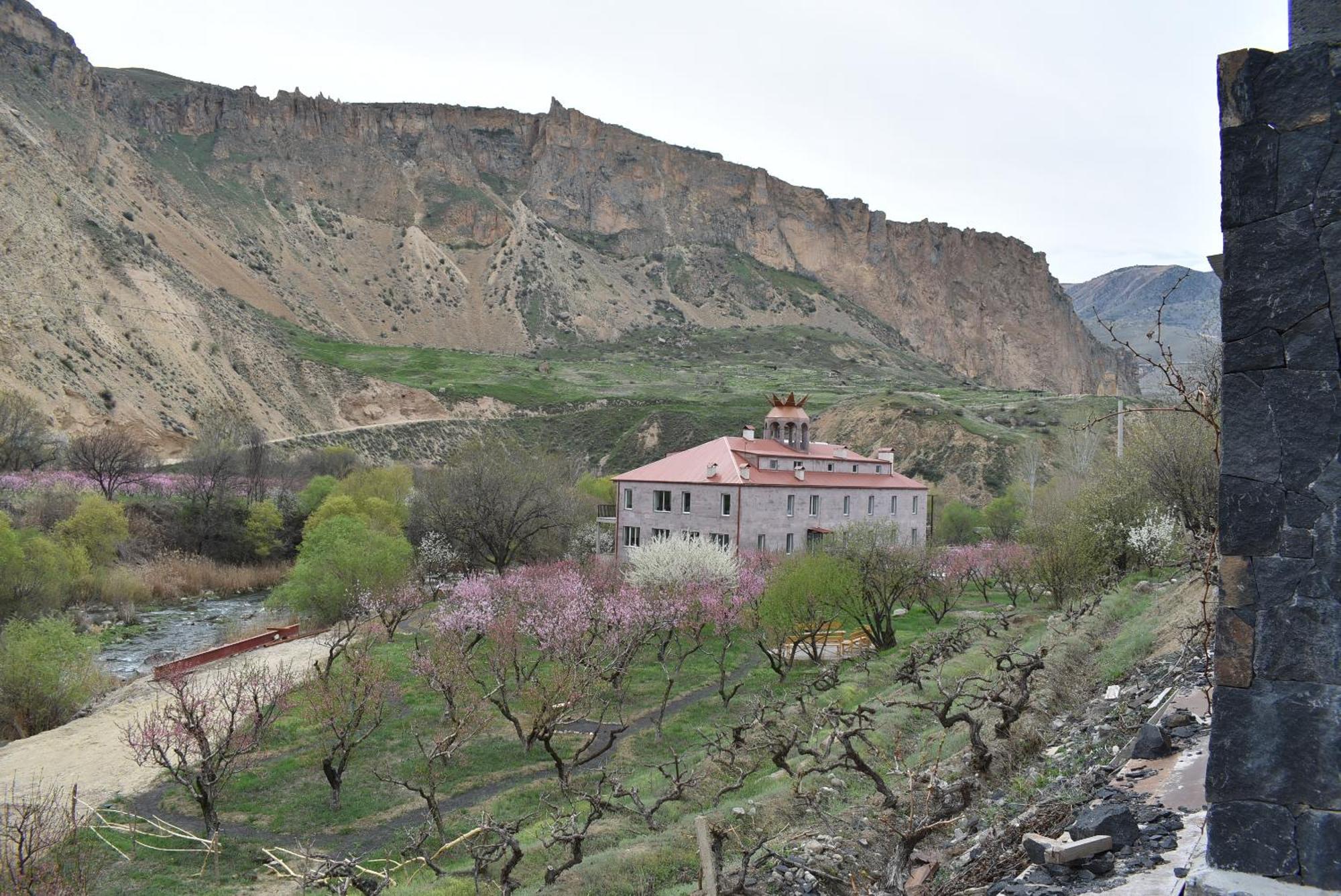 Areni Lodge Buitenkant foto